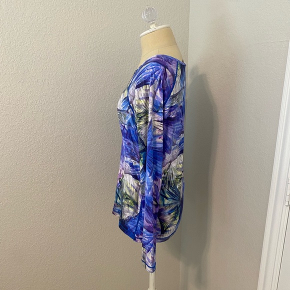 Athleta Rash Guard - Picture 8 of 8